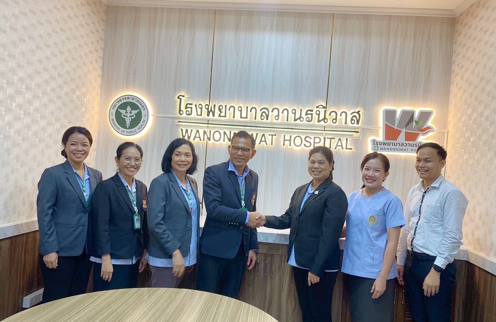 เมื่อวันที่ 29 สิงหาคม 2568 คณะกรรมการดำเนินงานโครงการจัดตั้งคณะพยาบาลศาสตร์ มหาวิทยาลัยราชภัฏสกลนคร ร่วมประชุมปรึกษาหารือการทำบันทึกข้อตกลงความร่วมมือแหล่งฝึกปฏิบัติการพยาบาลกับโรงพยาบาลวานรนิวาส